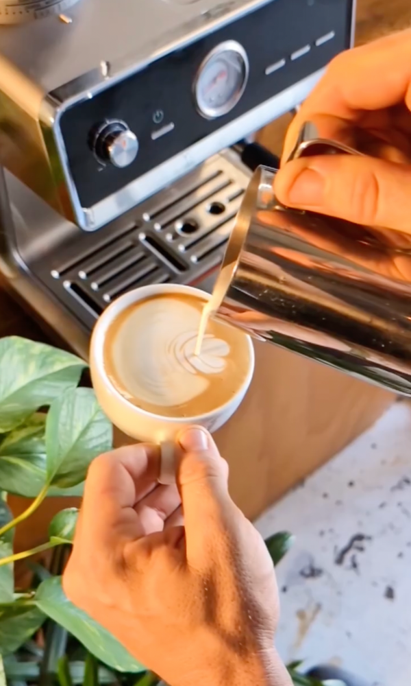 Check out Ryan from LongshotCoffeeCo as he demonstrates the Kenmore Auto Tamp Machine in action